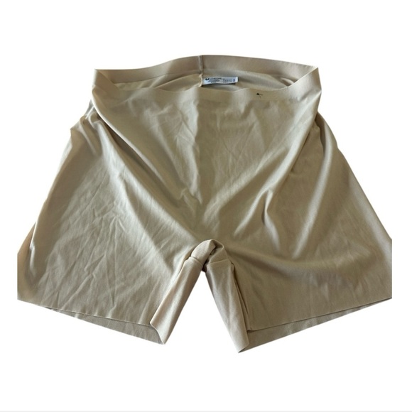 Wacoal Other - Wacoal Women's Intimates in Beige